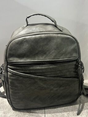 Rad Revolution OG Full-Size Backpack – Stone